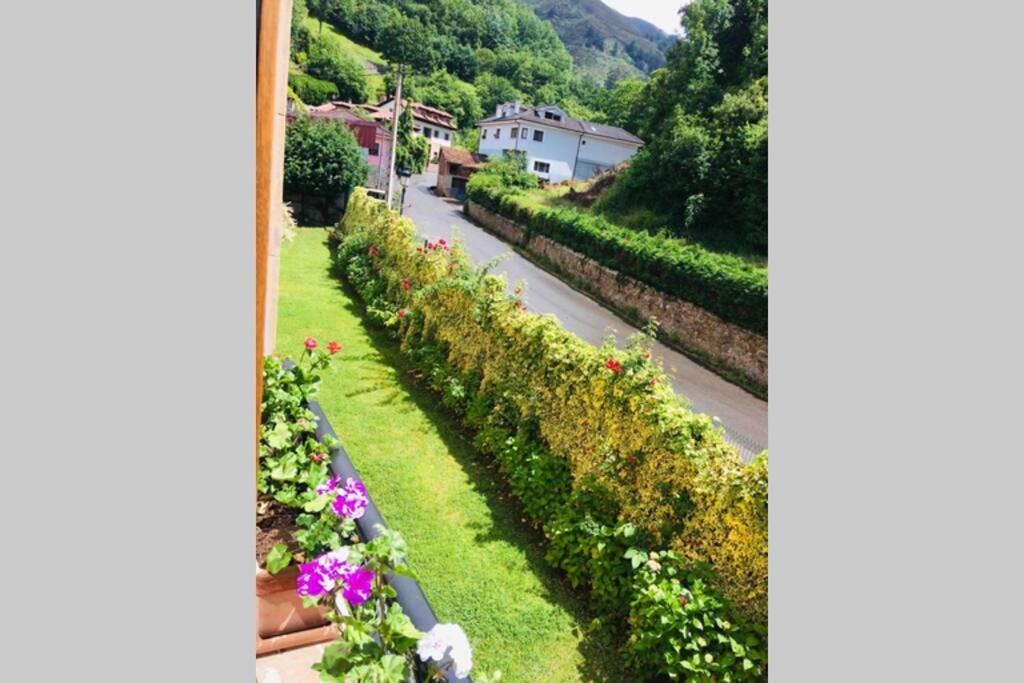 Apartamento El Cortijo Onís Esterno foto